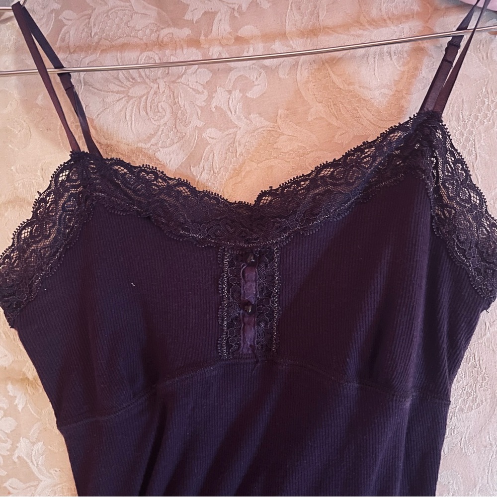 American Eagle Outfitters Fitted Lace Camisole Tanktop